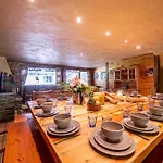 Le Saint Bernard Chalet